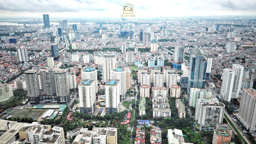 Dự báo năm 2021 thị trường chung cư tại Hà Nội sẽ đón khoảng 25.000 căn hộ mới và được tập trung chủ yếu ở khu vực phía Đông và phía Tây đây là các khu vực đang trên đà phát triển mạnh về kinh tế và hạ tầng.