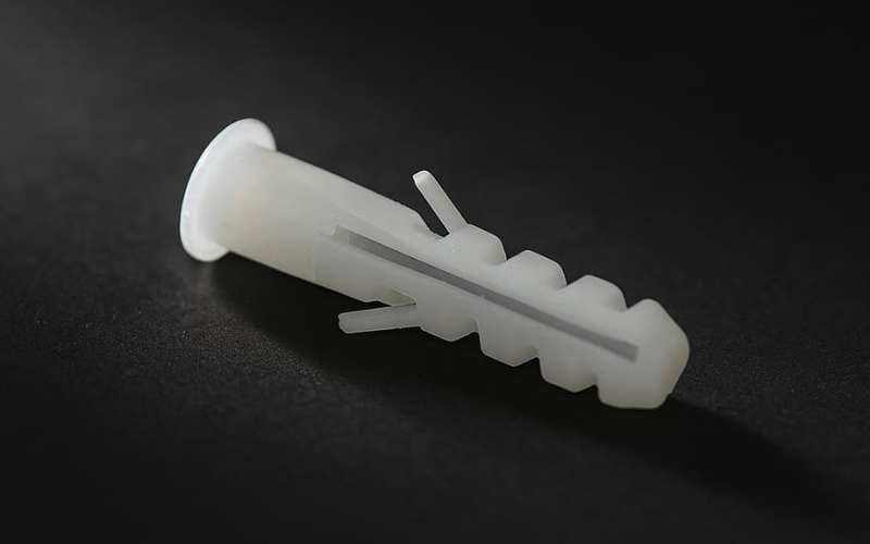 tắc kê nhựa là gì