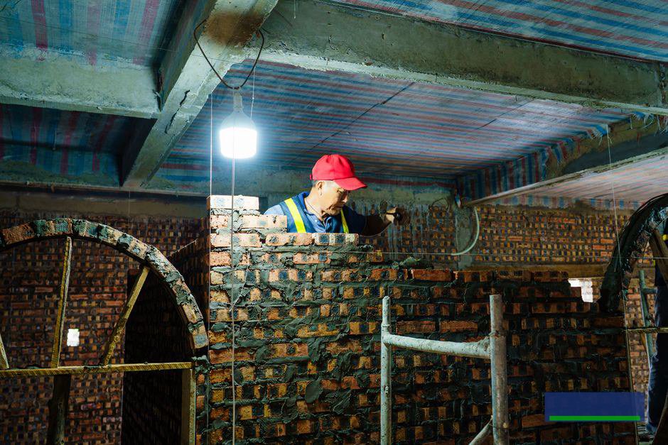 Bài toán chấm công đội thợ nội thất, xây dựng